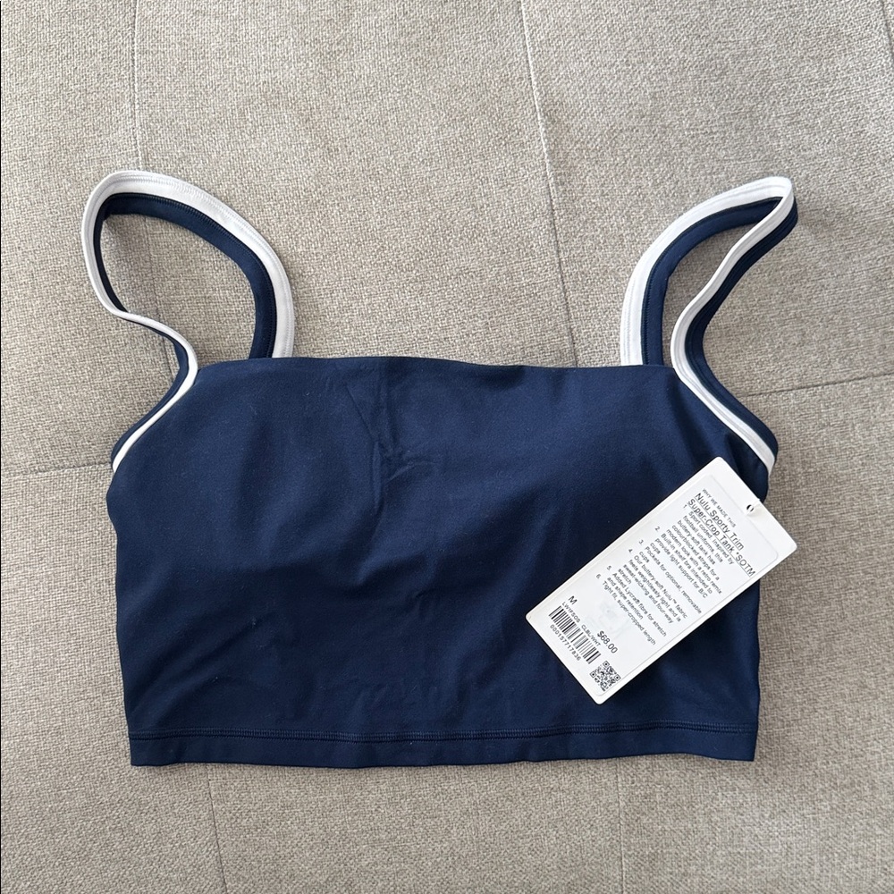NWT lululemon Nulu sporty trim super crop tank, navy, white size M